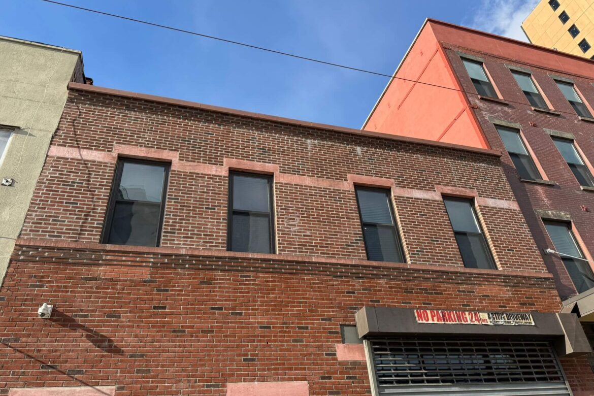 Red Building | NYC Parapet Inspection